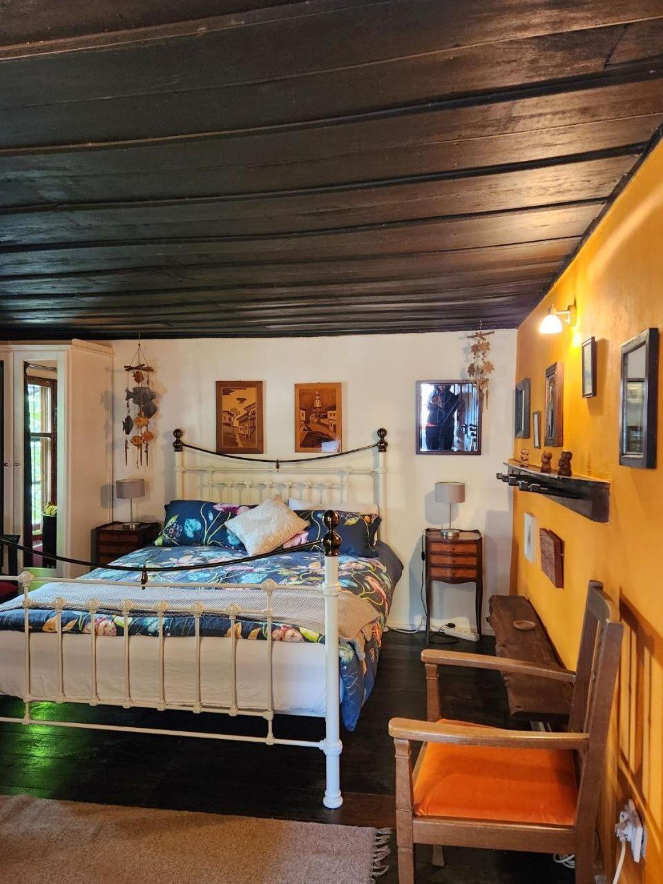 Little River Guest House Габрово Номер фото